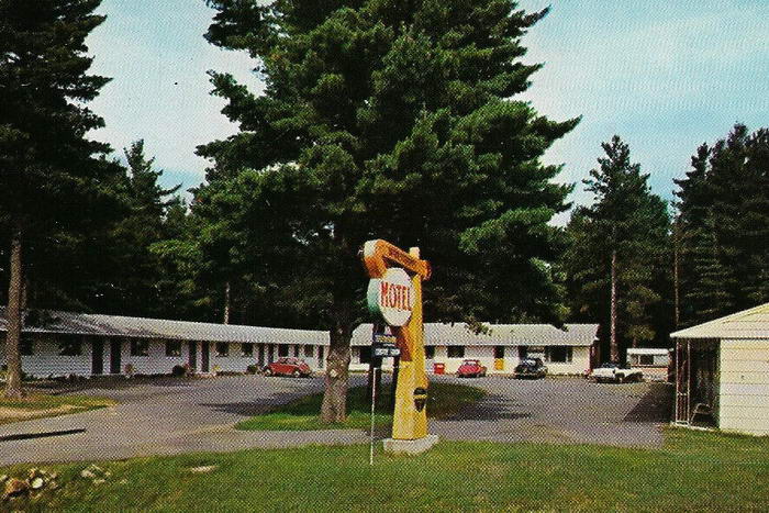 Marquette Mi Wahlstroms Motel